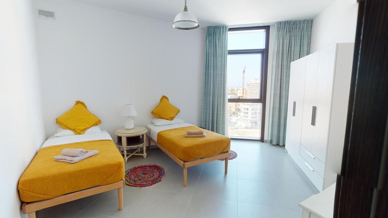 St Julians Central Luxury Apartment San Ġiljan Exterior foto