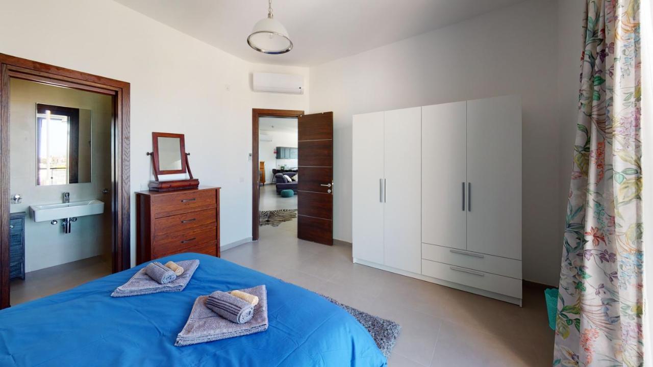 St Julians Central Luxury Apartment San Ġiljan Exterior foto